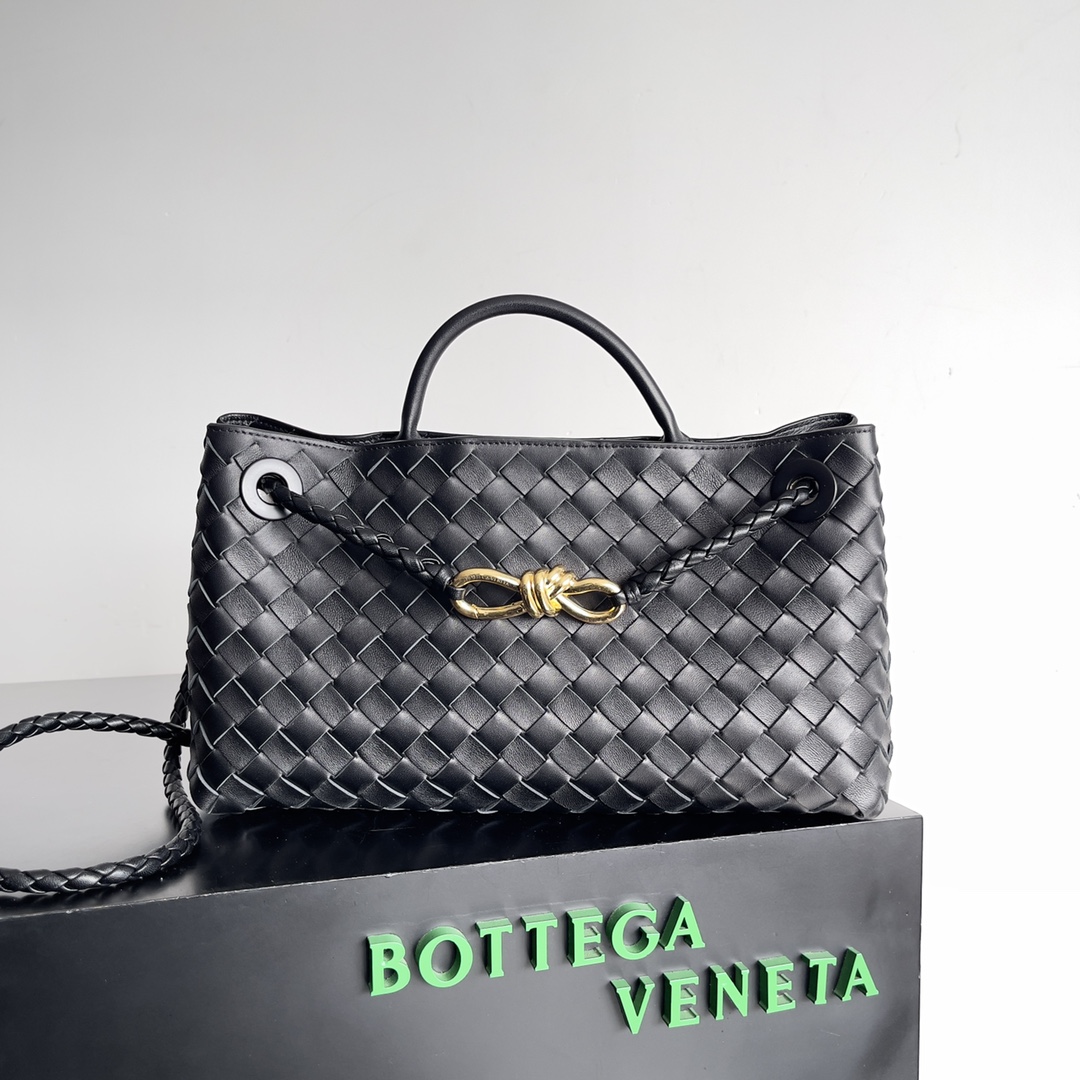 Bottega Veneta Shopping Bags